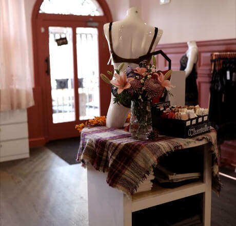 Product display with fresh flowers in Lingerie store 
